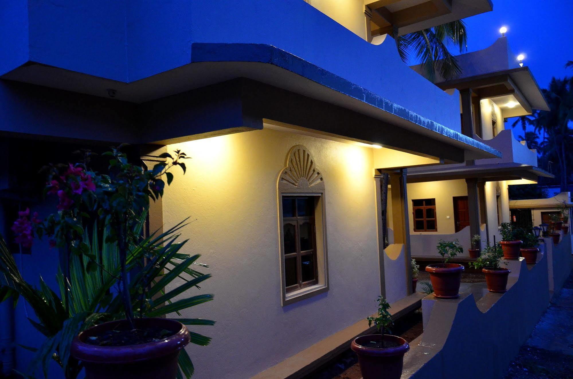 Garima Of Mandrem Hotel Exterior photo